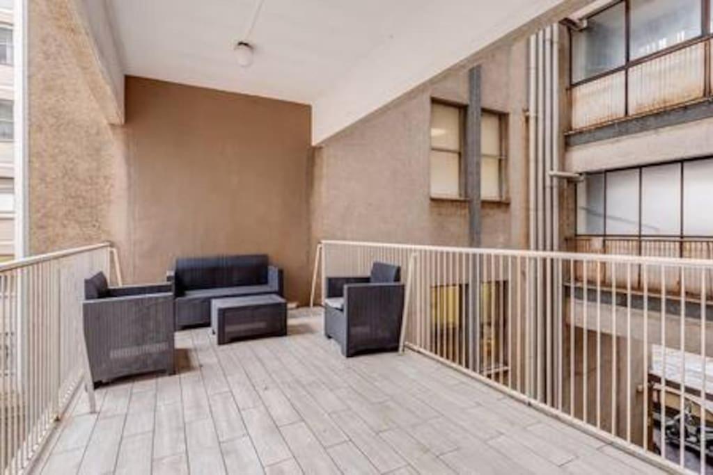 Domus Laterani By Jfm - Comfortable Apartment Big Terrace Colosseo Rom Exterior foto