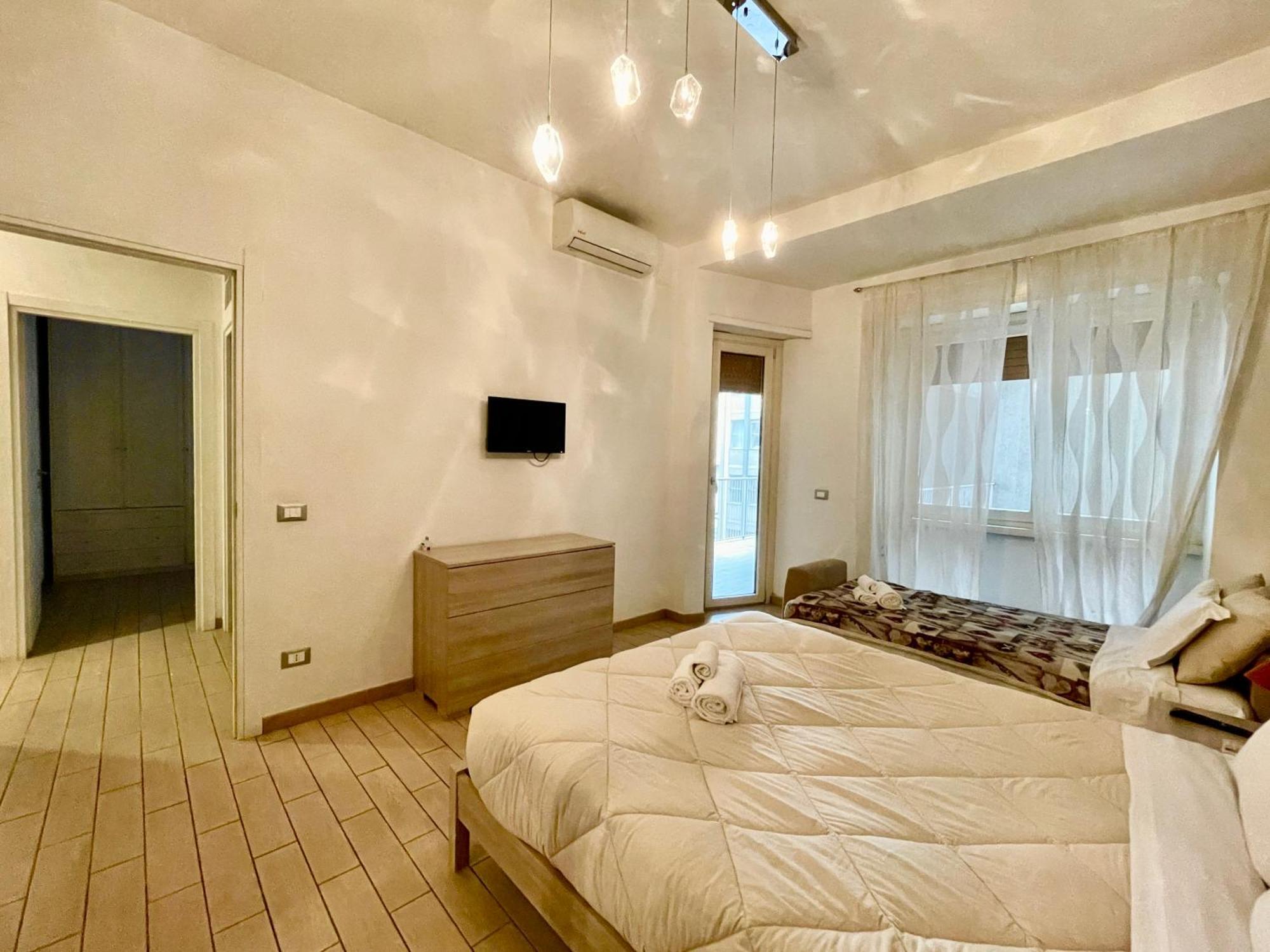 Domus Laterani By Jfm - Comfortable Apartment Big Terrace Colosseo Rom Exterior foto