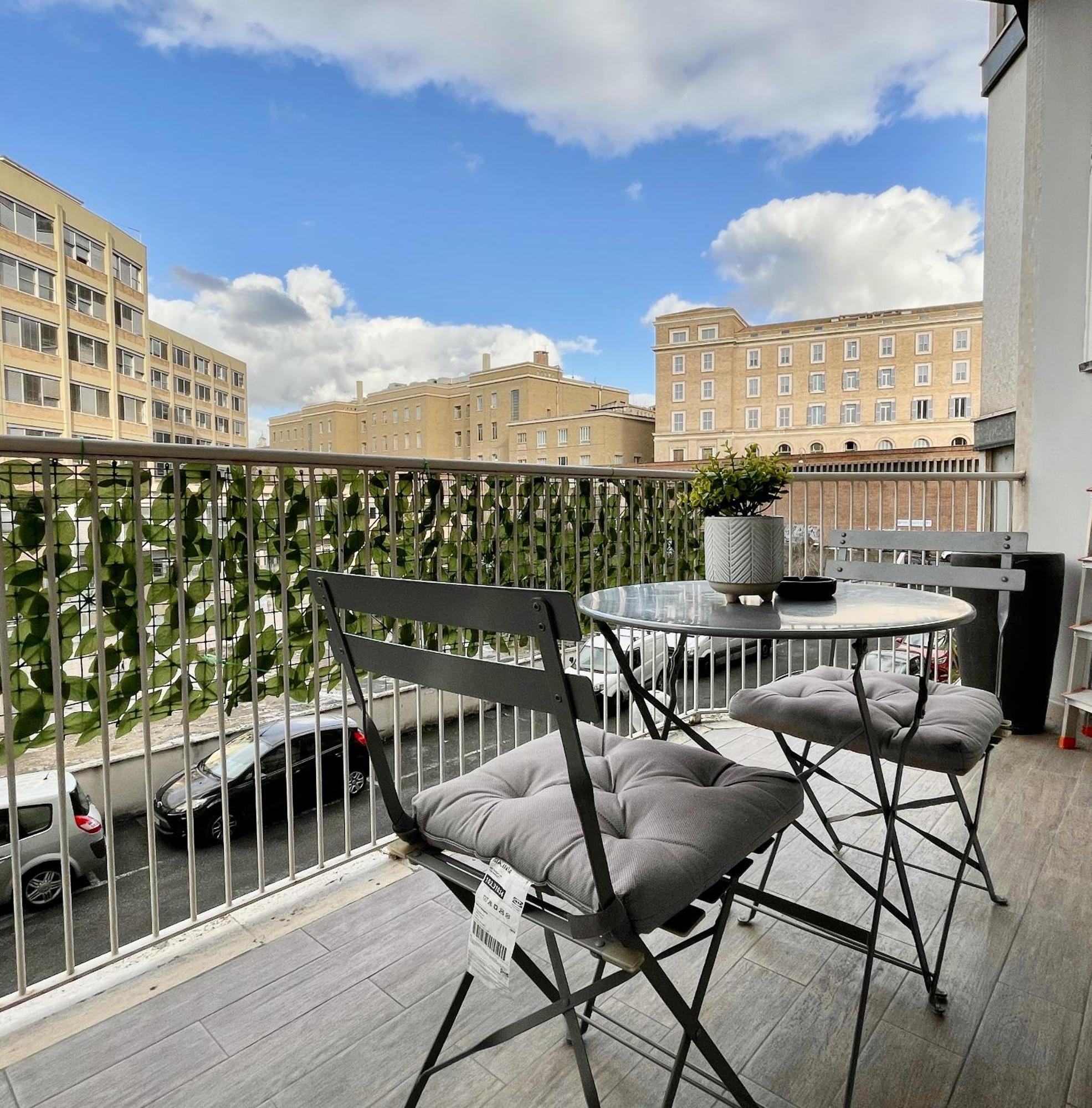 Domus Laterani By Jfm - Comfortable Apartment Big Terrace Colosseo Rom Exterior foto